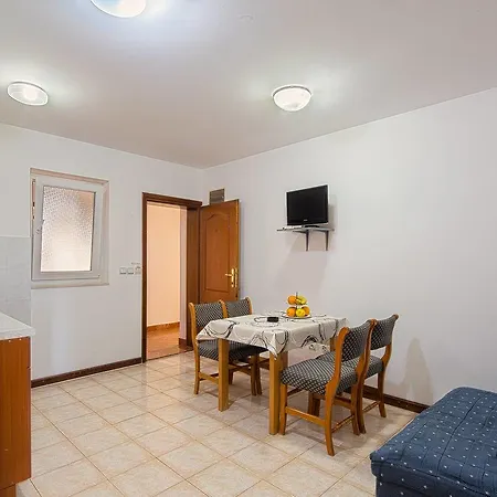 Апартаменты Vila Maslovar *