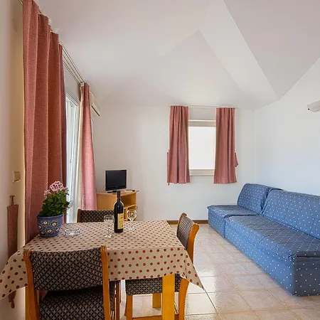 Vila Maslovar * Budva